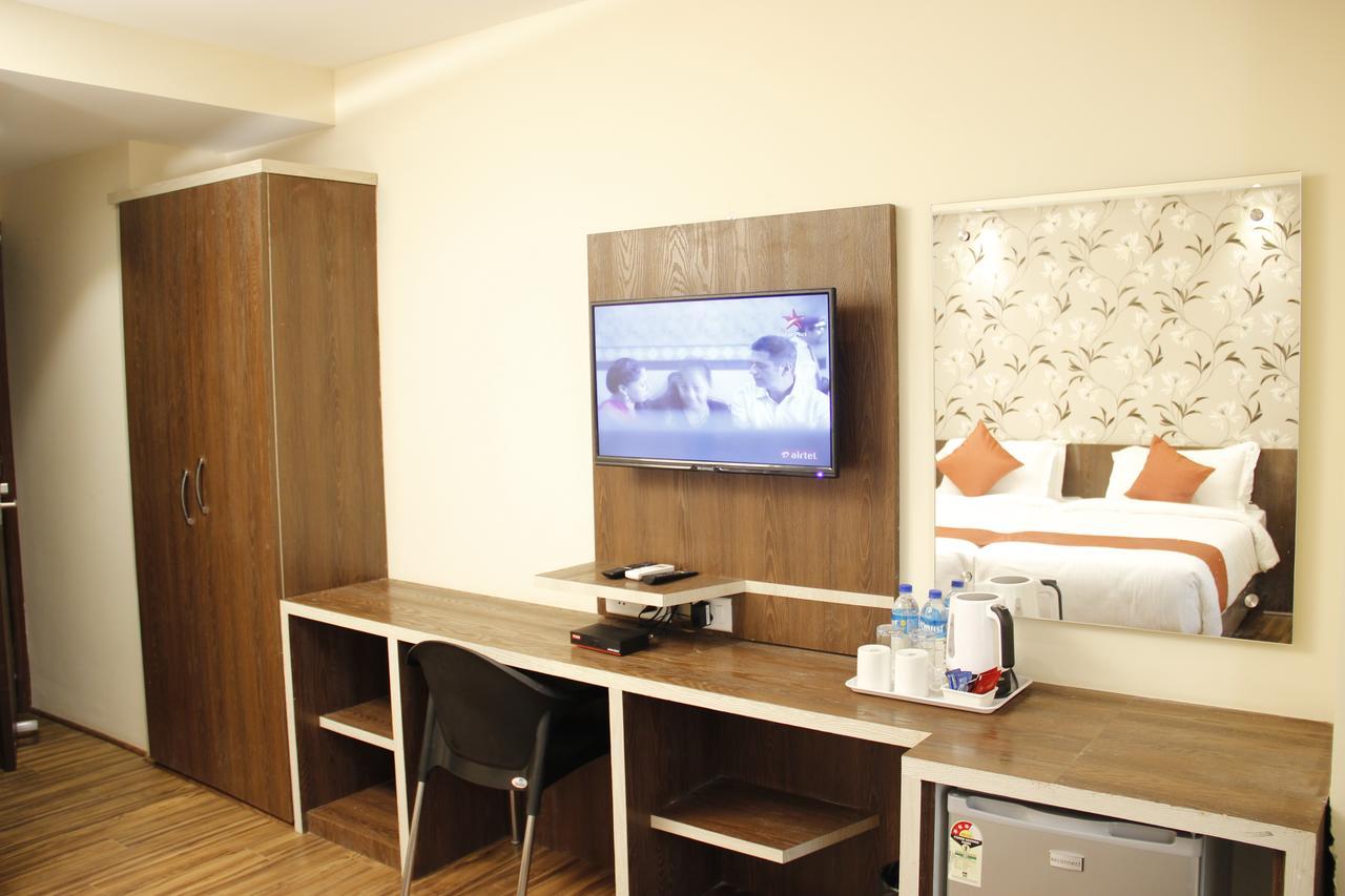 Regenta Inn Larica Calcutta Exterior foto