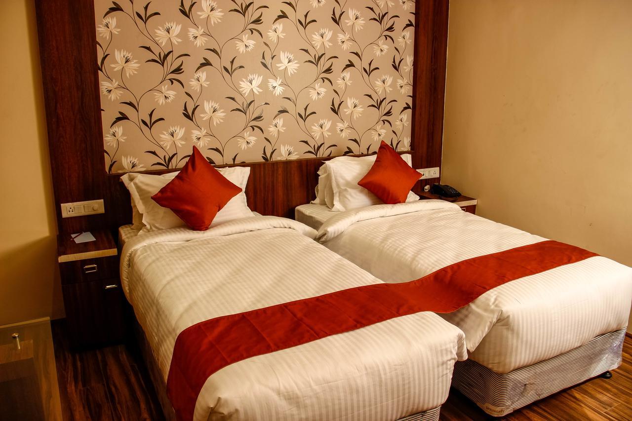 Regenta Inn Larica Calcutta Exterior foto