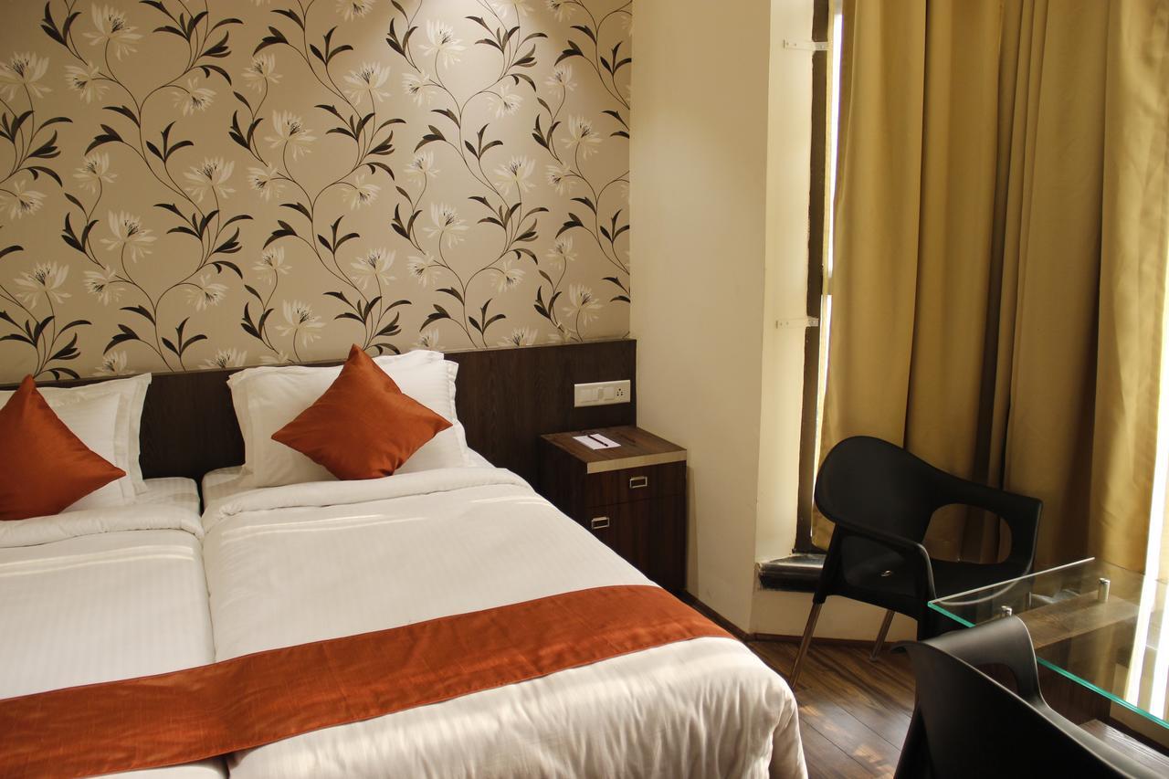 Regenta Inn Larica Calcutta Exterior foto
