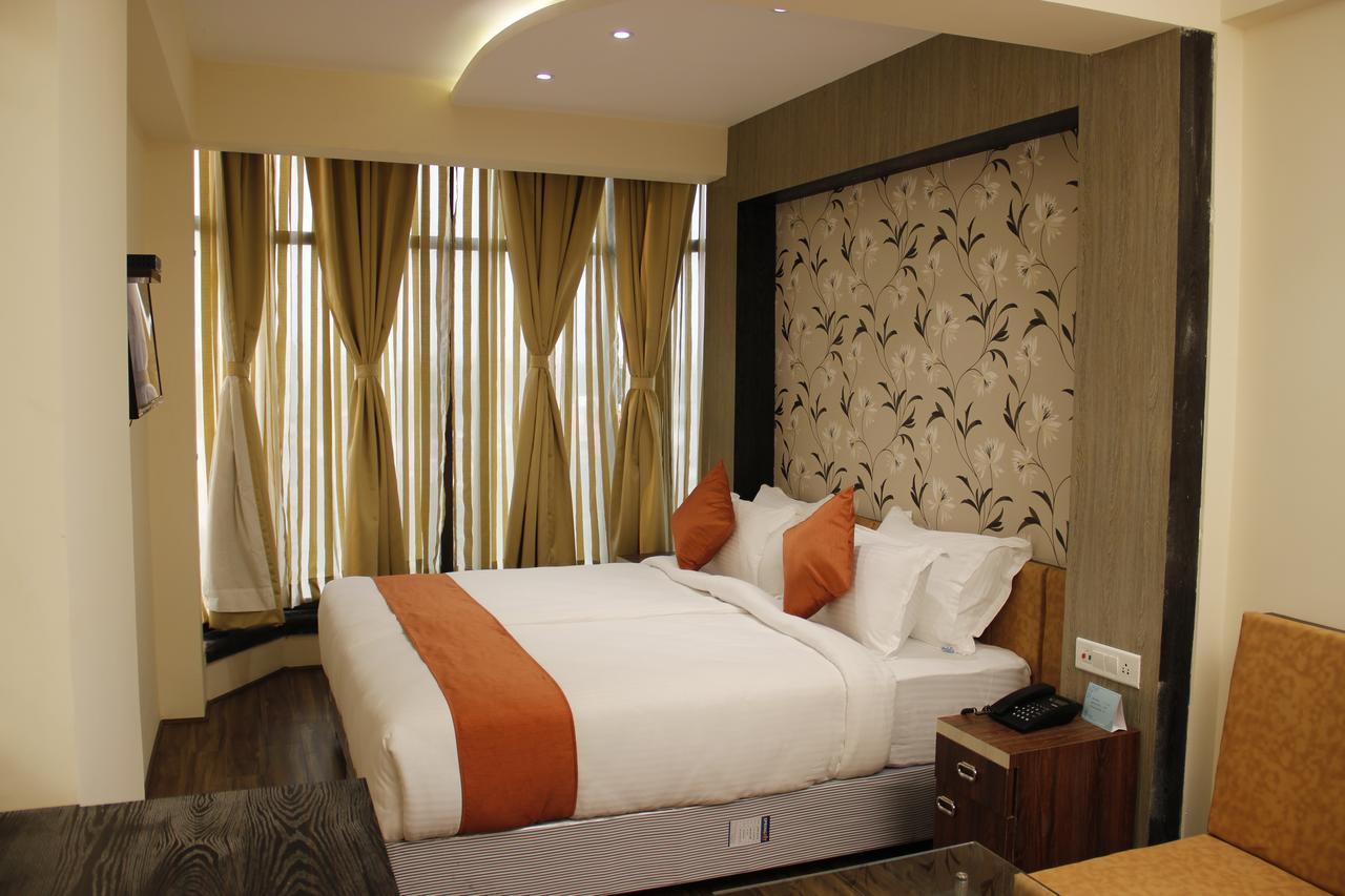 Regenta Inn Larica Calcutta Exterior foto
