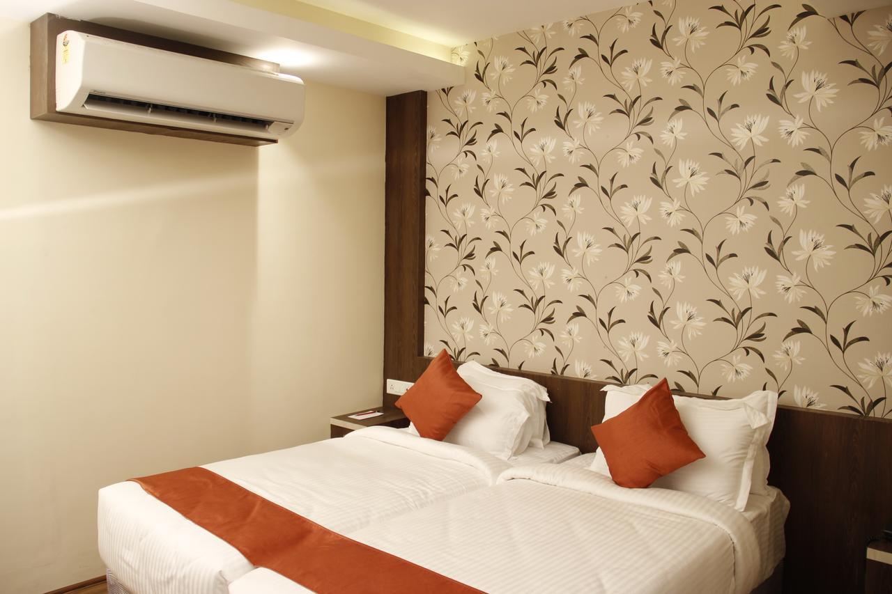 Regenta Inn Larica Calcutta Exterior foto