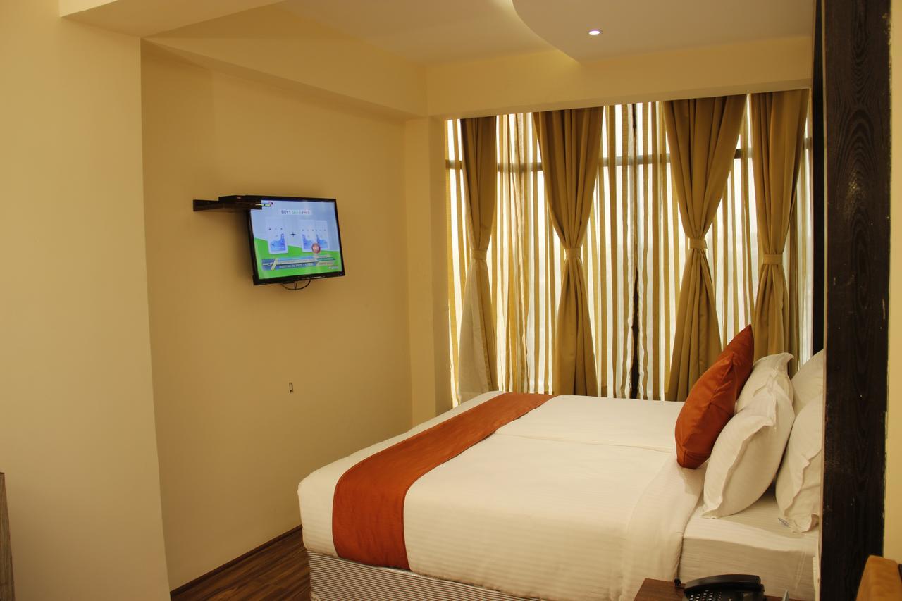 Regenta Inn Larica Calcutta Exterior foto