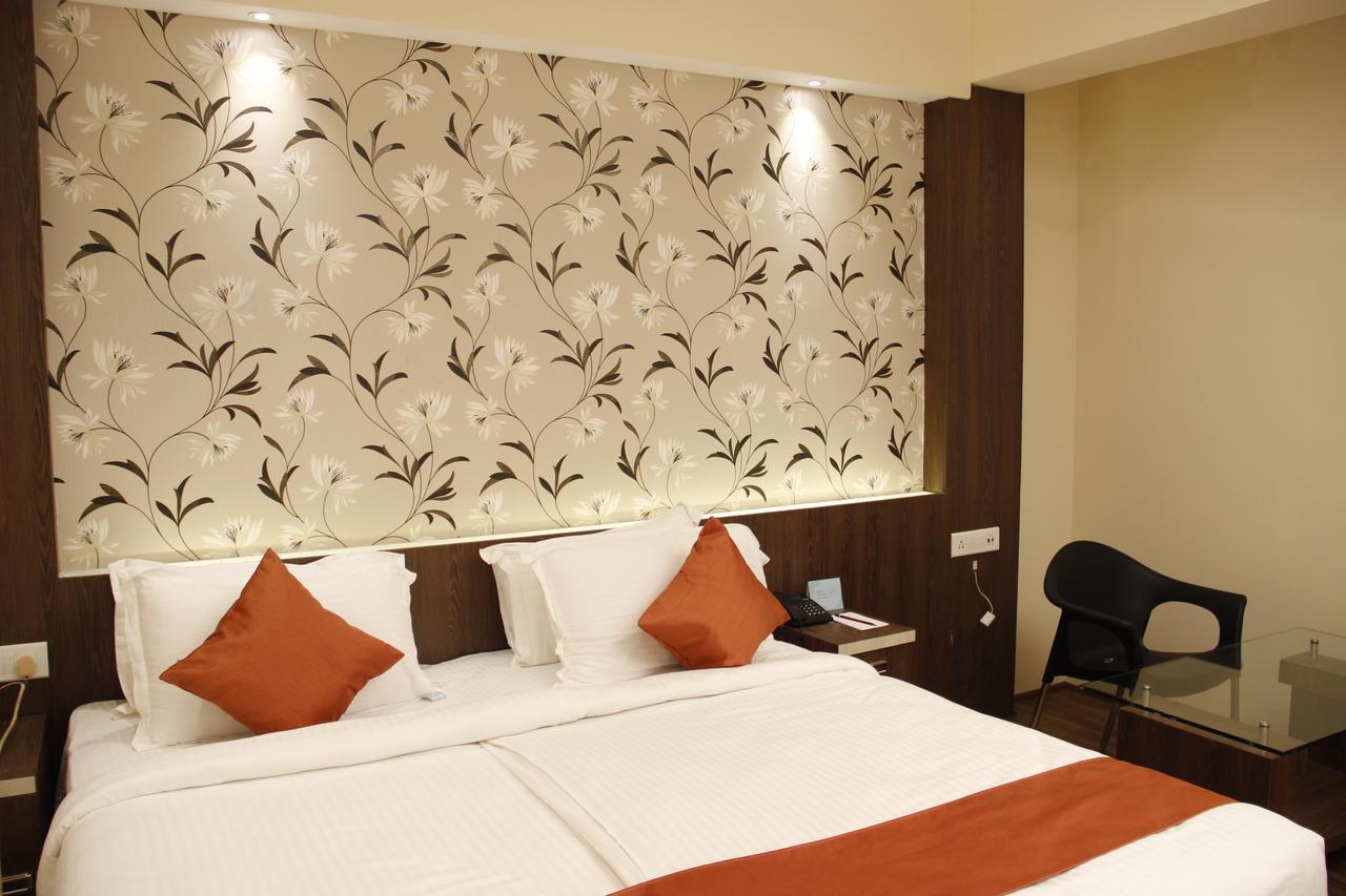 Regenta Inn Larica Calcutta Exterior foto
