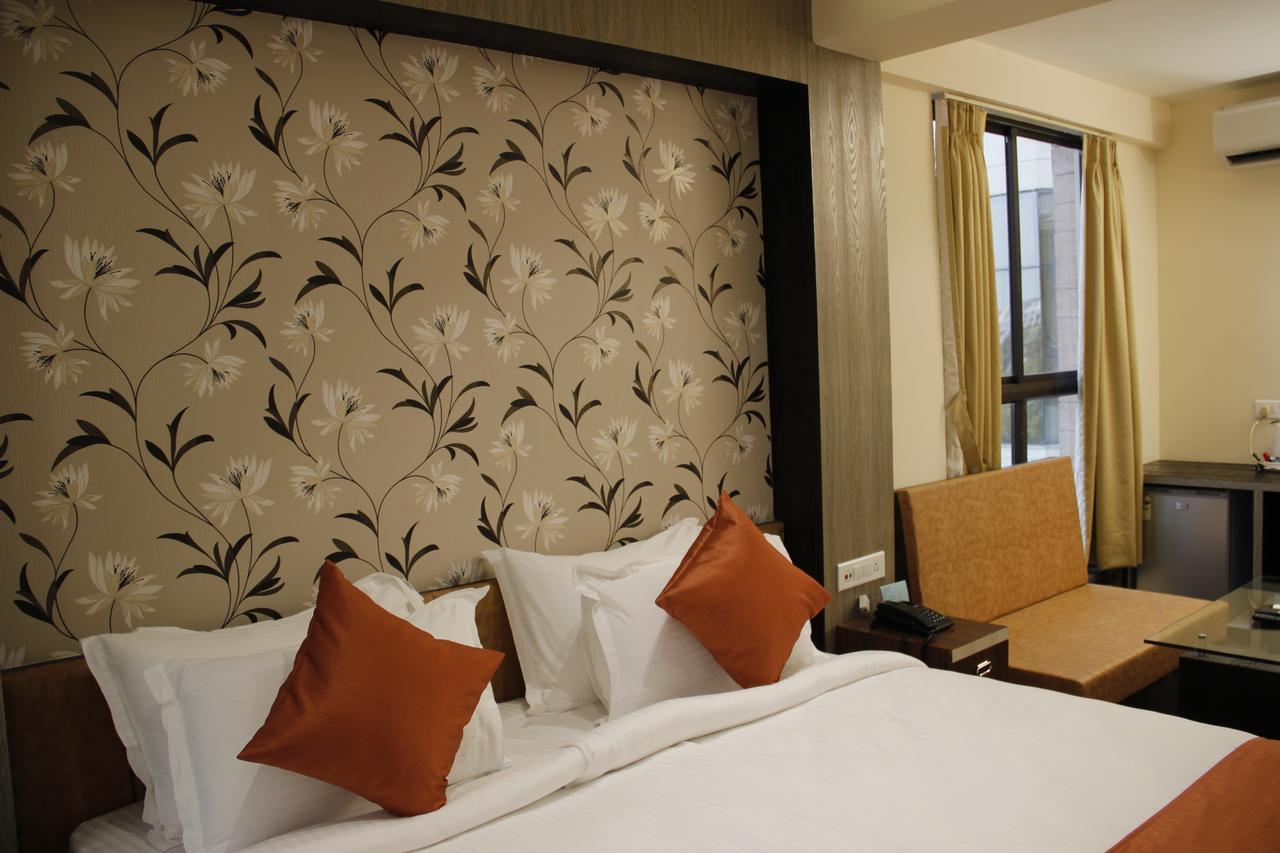 Regenta Inn Larica Calcutta Exterior foto