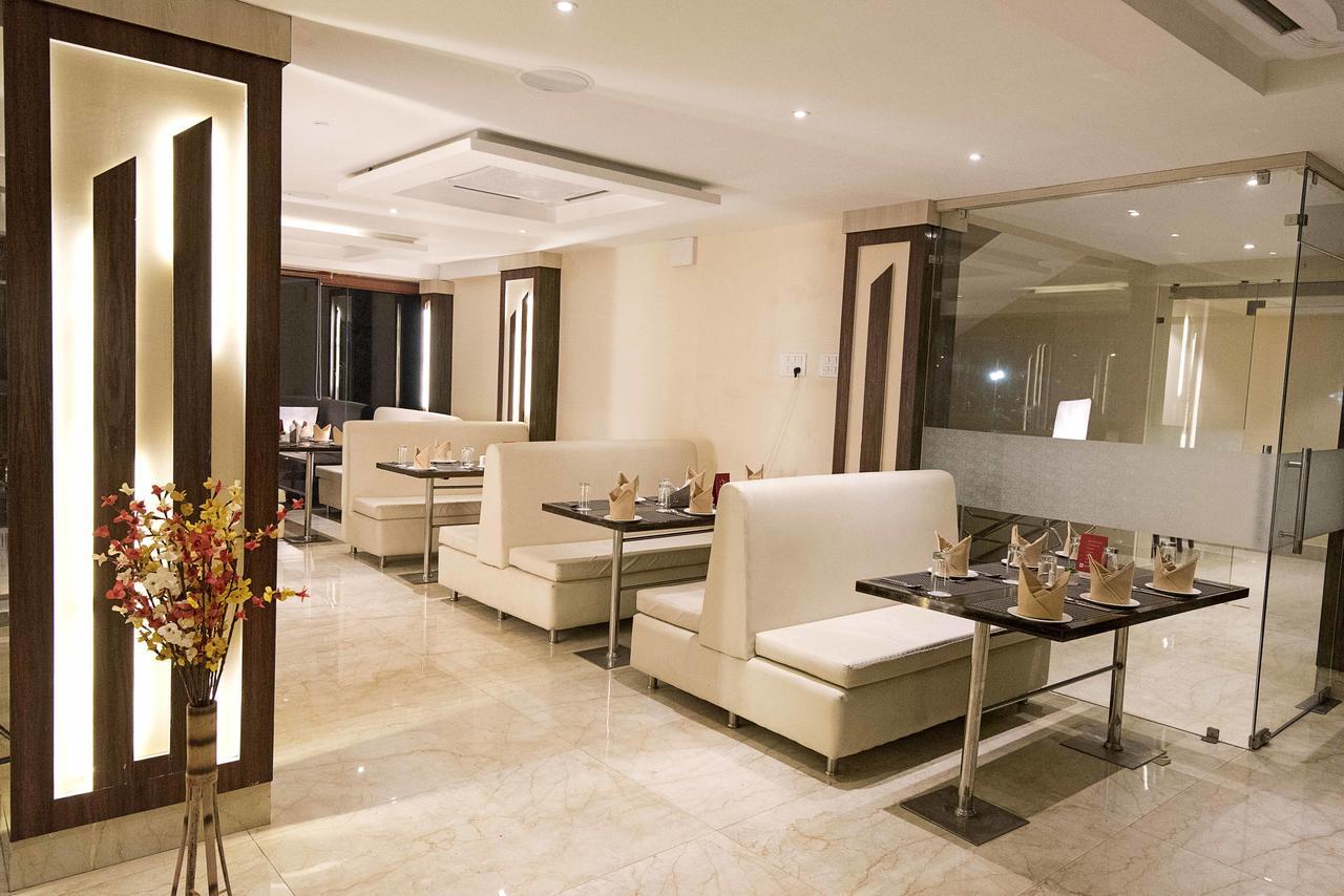 Regenta Inn Larica Calcutta Exterior foto